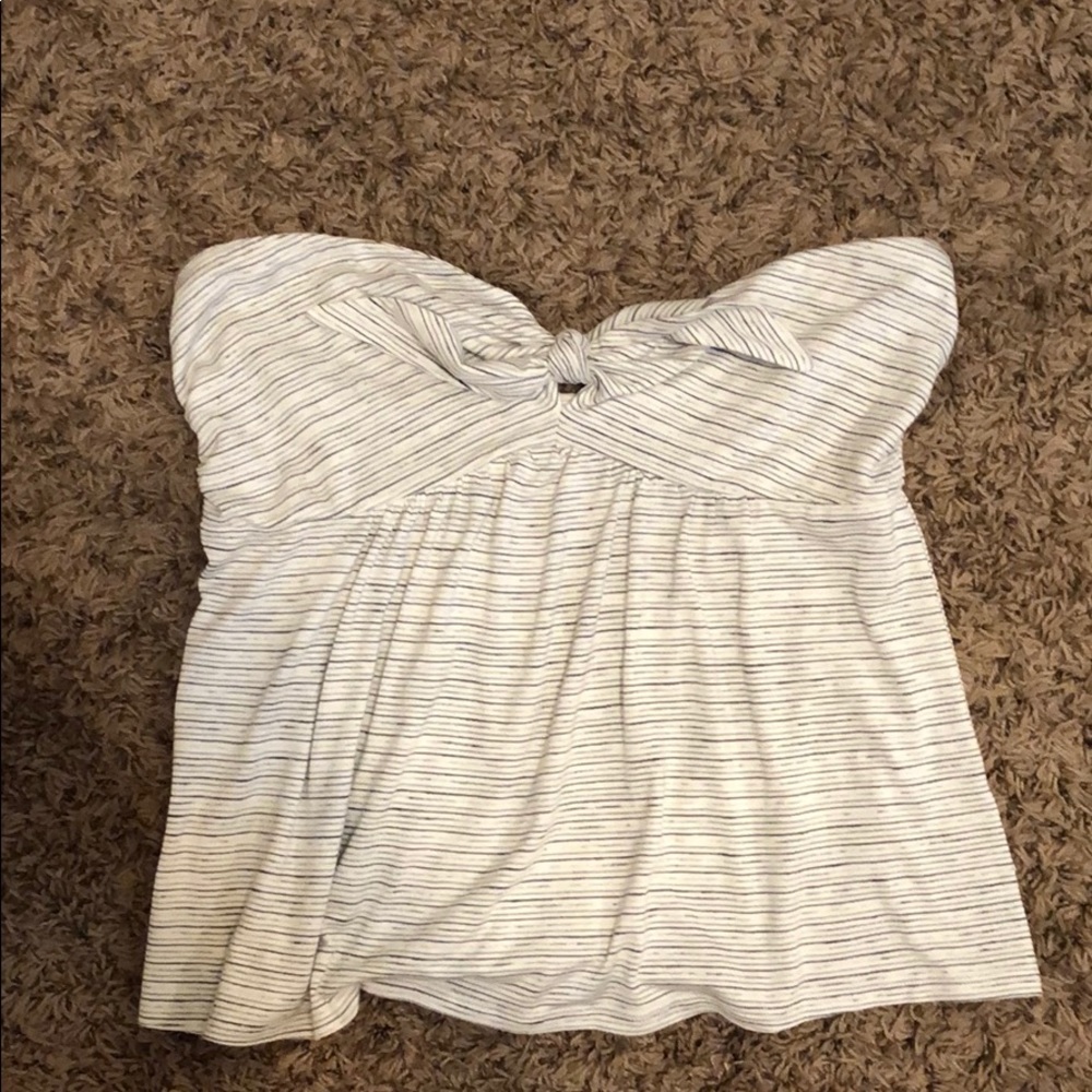 Strapless top